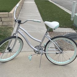 Huffy Beach Cruiser