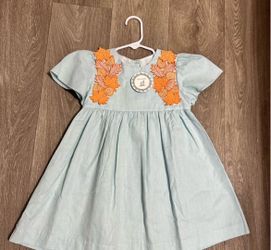 Vestido de niña de temporada