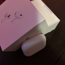 AirPod Pros Gen 2(lighting)
