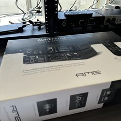 RME ADI-2 Pro FS R Black Edition