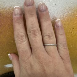 14k DIAMOND BAND RING 