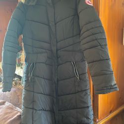Brand New Winter  Jacket. Women’s Size Large 