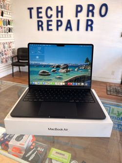MacBook air 13” 2026, M4, 512gb SSD, 16gb RAM. Apple care, warranty!