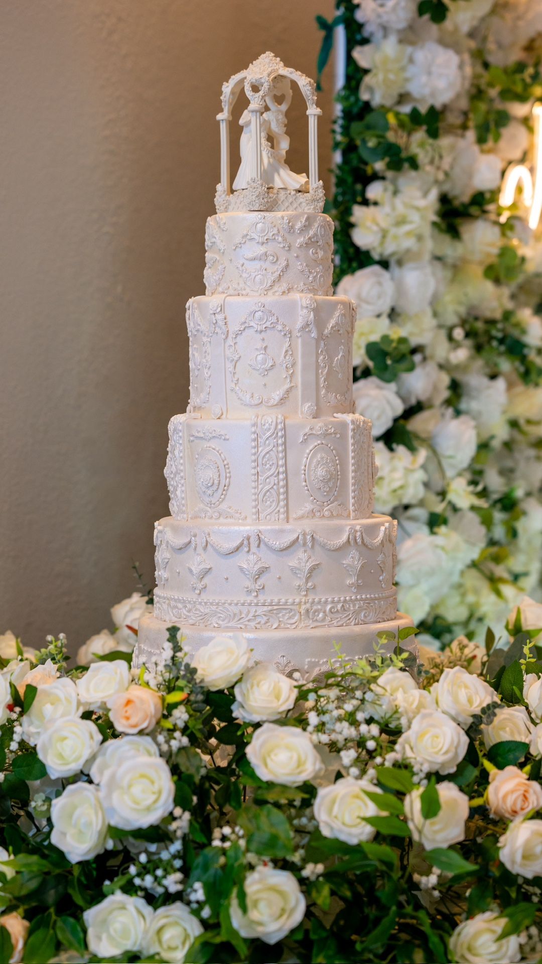 Fake Wedding Cake Prop & Florals