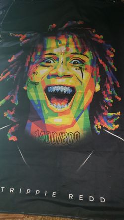 Trippie Red Sheet New For Bed/ But Has A Small Stain In The Bac Can Be Wash Its Still Brand New The Front Is Perfect  Never Used k