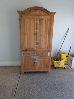 TV cabinet
