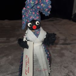 VINTAGE SOUVENIR BELL DOLL FROM NEW ORLEANS