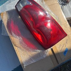 chevy avalanche Tail Lights