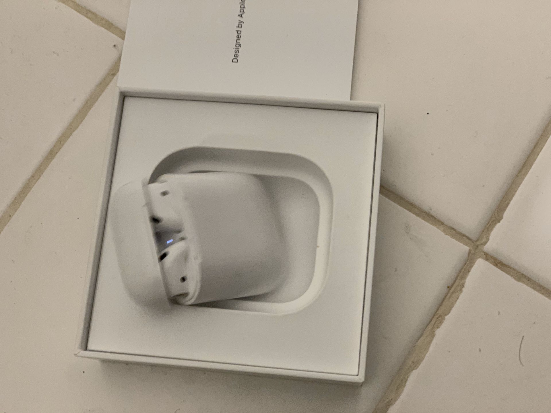 AirPods