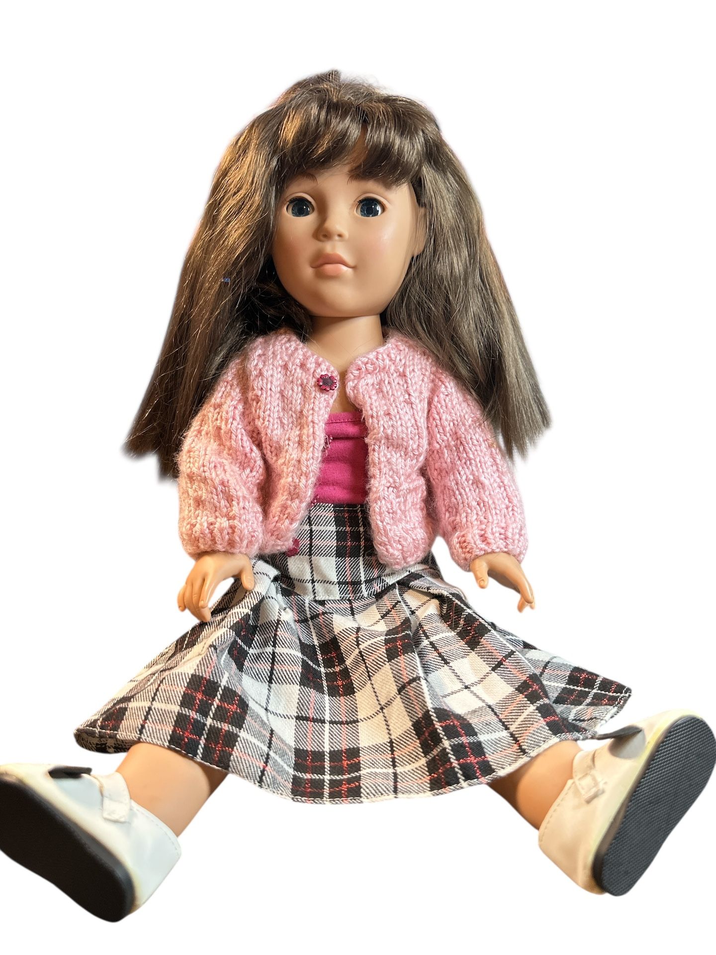2009 Madame Alexander doll. Not in original box or clothes please look at photos for wear she is 18” tall. T-250
