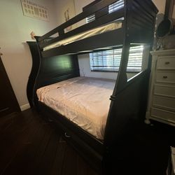 Bunk Bed W Trundle/Storage