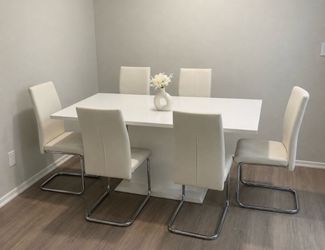 White Dining Table with 6 Chairs