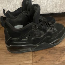 Jordan 4 Black Cats Size 8.5y