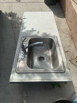Counter top with sink