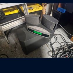 Bose  Cd/ Dvd/   Subwoofer & Speakers