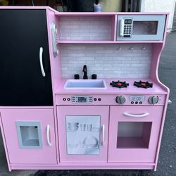 Kids Kitchen