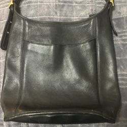 VINTAGE COACH PURSE (“slim Duffle Sac”)