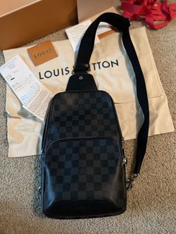 Louis Vuitton Avenue Sling Bag Damier Infini Leather Very Rare LV for Sale  in Bradenton, FL - OfferUp