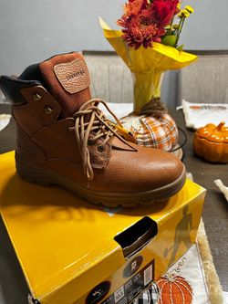 Men’s work boots