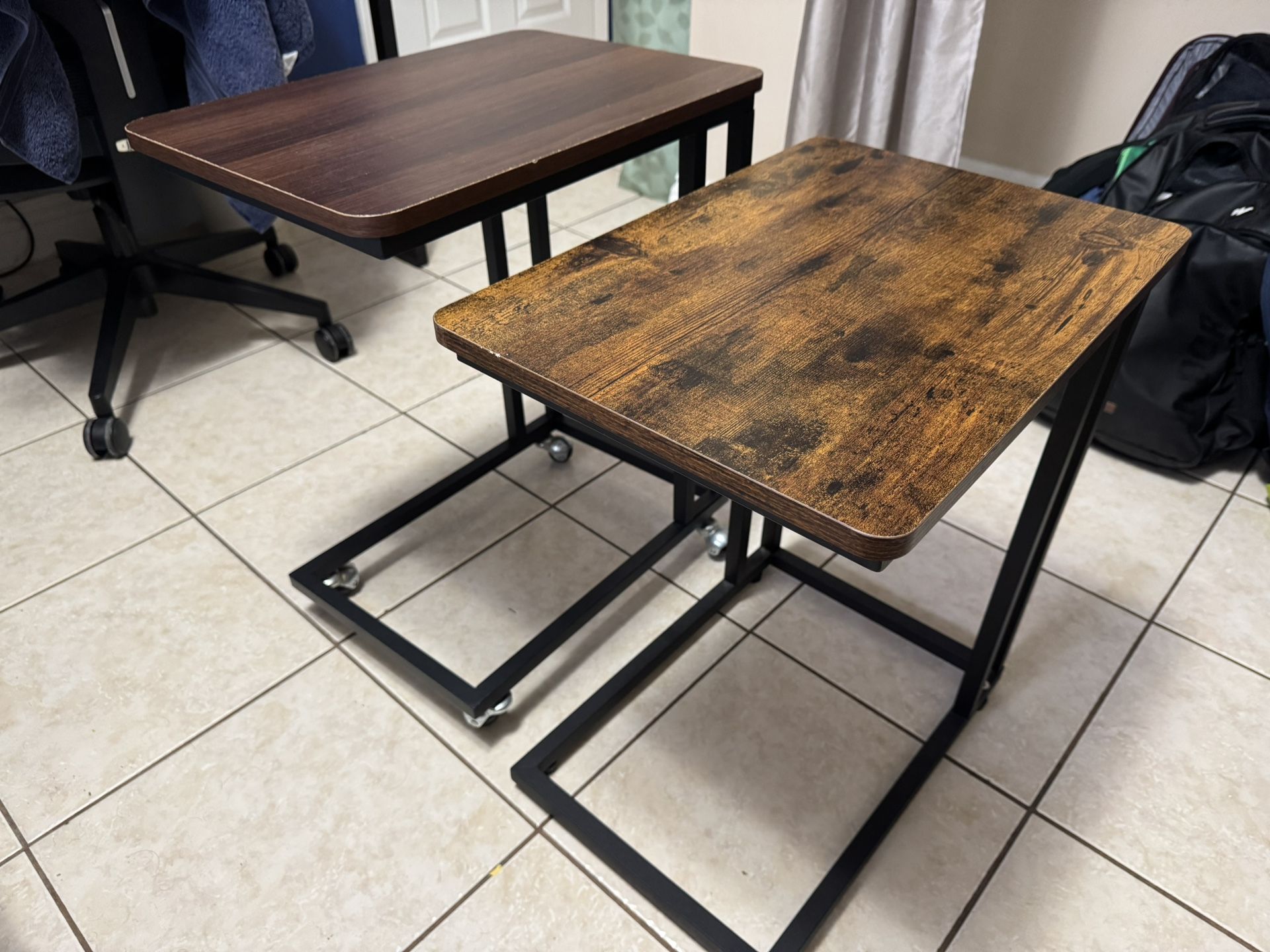 Set of 2 C-Shape Side Tables – Rolling Laptop/TV Tables