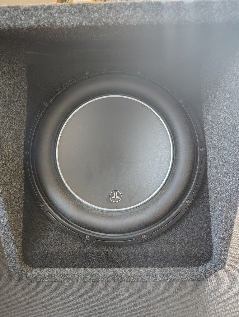 JL Audio® H.O. Wedge™ W6v3 Enclosed Car Subwoofer