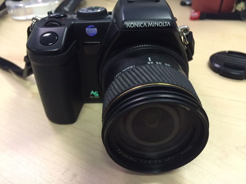 Konica Minolta Dimage A200 8MP Digital Camera with Anti-Shake 7x Optic