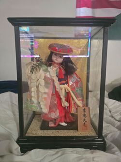 Vintage Yoshitoku Taiko Japanese Doll in Glass Case