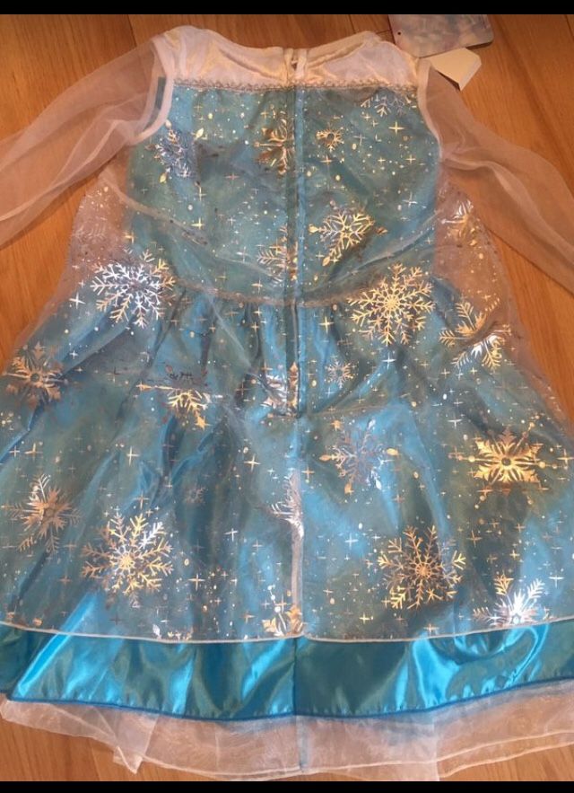 New with tags Elsa Costume/Dress Size 12/18 months