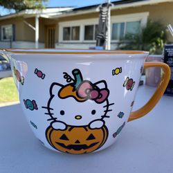 Hello Kitty Pumpkin Mixing Bowl