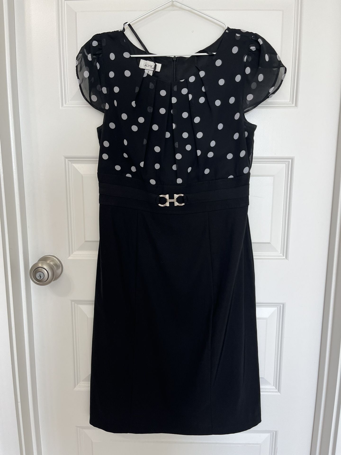 Alyx Size 6 White Polka Dot Black Dress Chiffon Sleeves