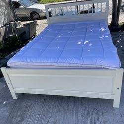 Full Size Bed