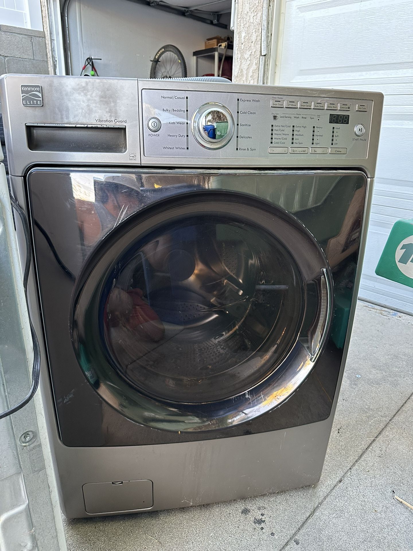 Kenmore Elite 4.5 Cubic-Foot Front-Load Washer Model 796
