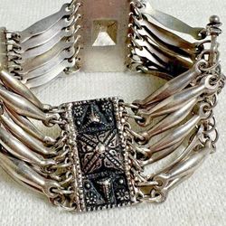 Vintage 900 Silver Bracelet With 8 Strands 