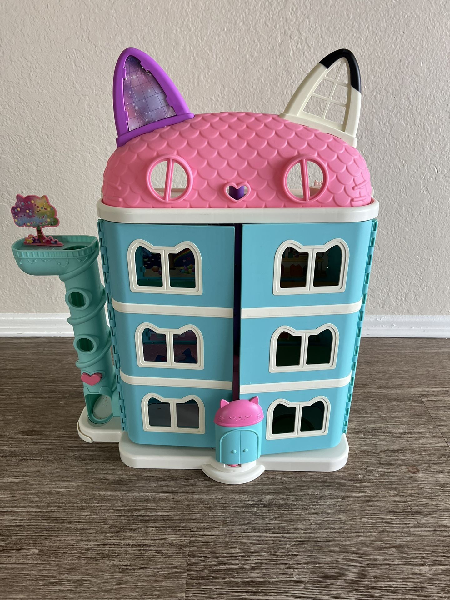 Gabby Doll House
