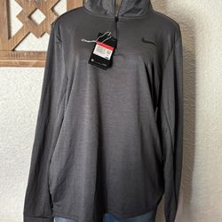 Men’s Nike Sweater New With Tags Size Large 