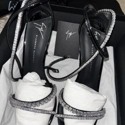Giuseppe heels