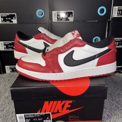Jordan 1 Low Chicago Size 9.5