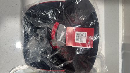 🔥 Brand New PUMA x Ferrari Hat (Official Licensed) – Black 🐎