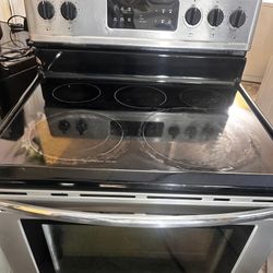 Frigidaire Stove 