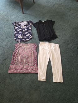 WOMEN'S CLOTHES SZ L SEE DESCRIPTION