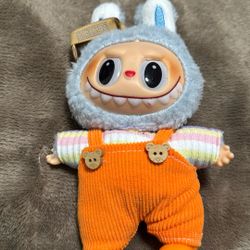 Gas Station Labubu Lafufu 