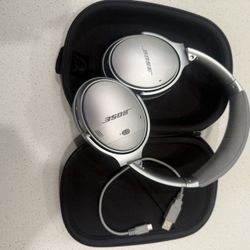 Bose Quietcomfort Headphones