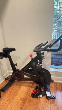 Peloton Bike Plus - Includes accessories!