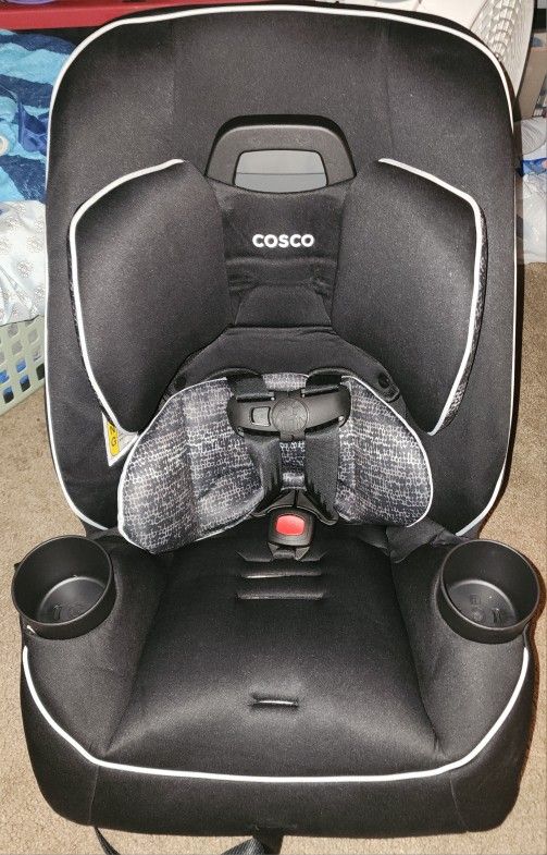 Cosco Easy Elite Slim Carseat