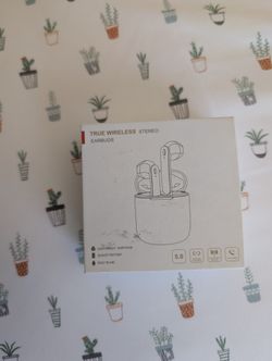 Bluetooth Earbuds With Charging Case