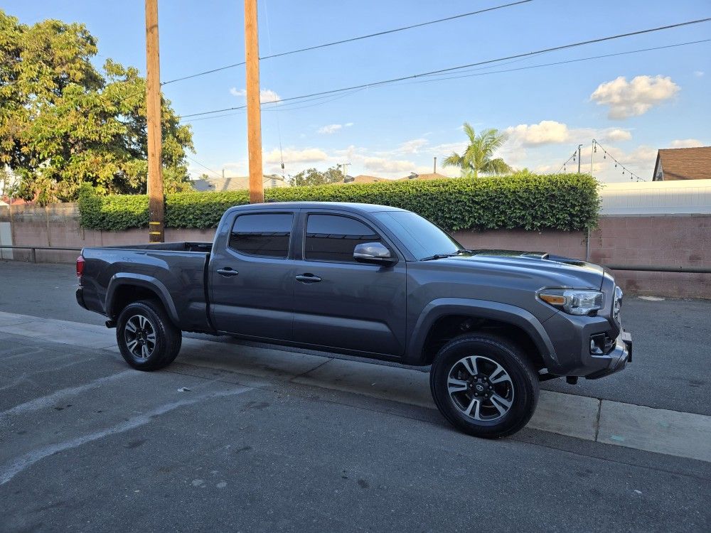2017 Toyota Tacoma