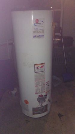 Refurbished gas 40 gallon water heater