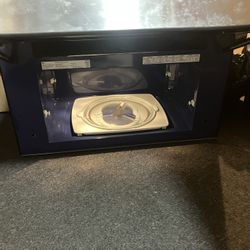 LG Microwave Inbox Never Used 