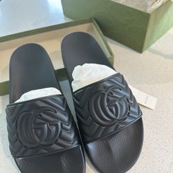 Gucci slides Men