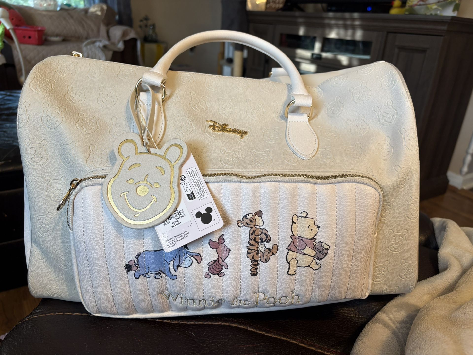 Primary Disney Retro Winnie The Pooh Vegan Leather Weekender. NWT. Pu Bridgewater